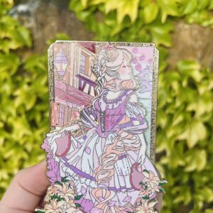 Signature pink traditional princess  in hand